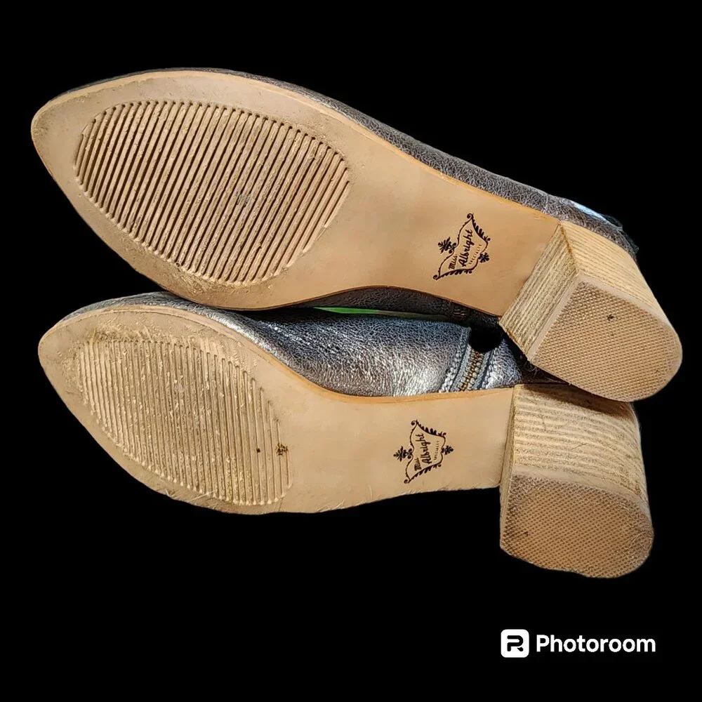 Miss Albright Booties with bow from Anthropologie - Picture 4 of 5